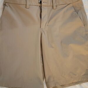 Lululemon Athletica Men's Beige Flat Front Shorts